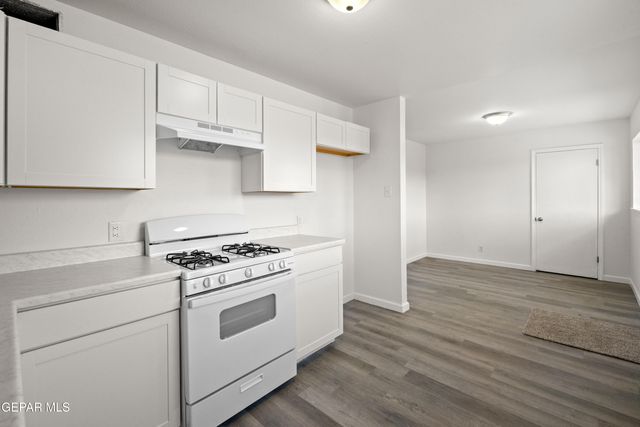 412 INDIAN Place, El Paso, TX 79907