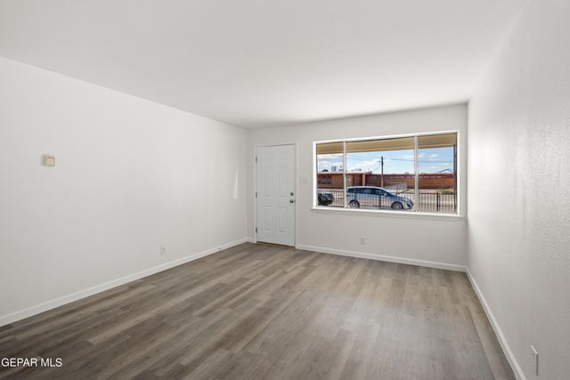 412 INDIAN Place, El Paso, TX 79907