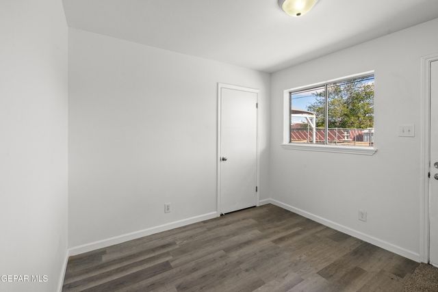 412 INDIAN Place, El Paso, TX 79907