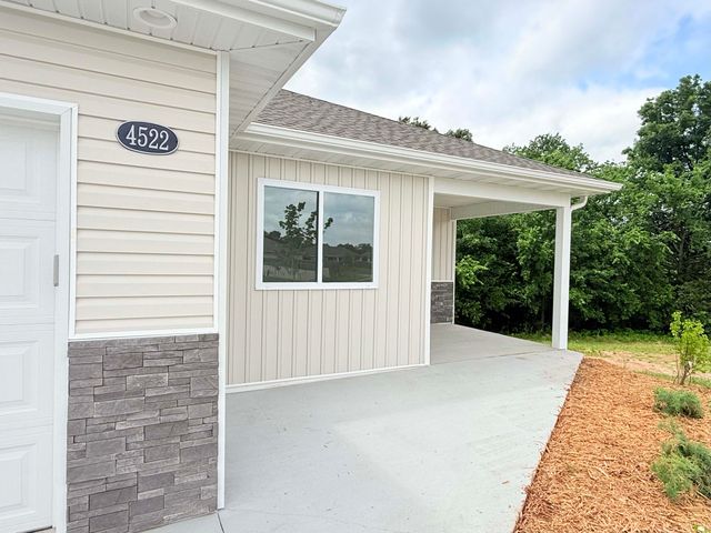 4522 E BROOKHILL DR, Columbia, MO 65202
