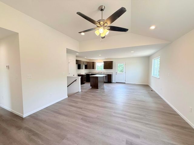 4522 E BROOKHILL DR, Columbia, MO 65202
