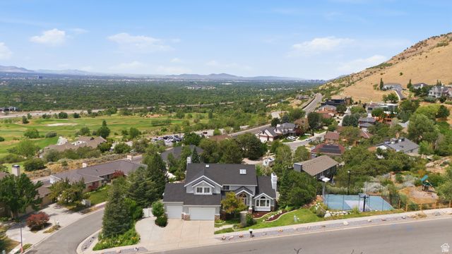 3439 E CANYON COVE DR, Holladay, UT 84121