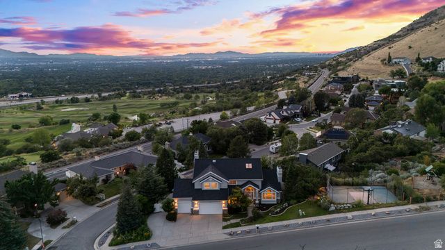 3439 E CANYON COVE DR, Holladay, UT 84121