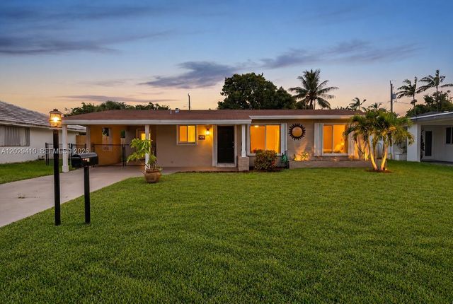 365 NW 46th Street, Oakland Park, FL 33309