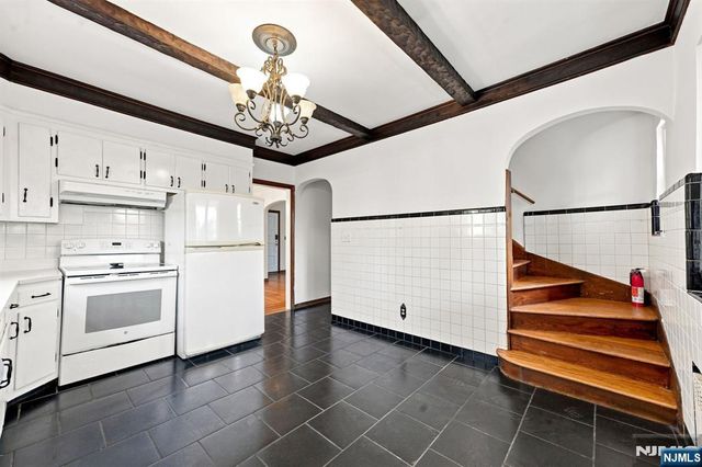 1219 Valley Road, Clifton, NJ 07043