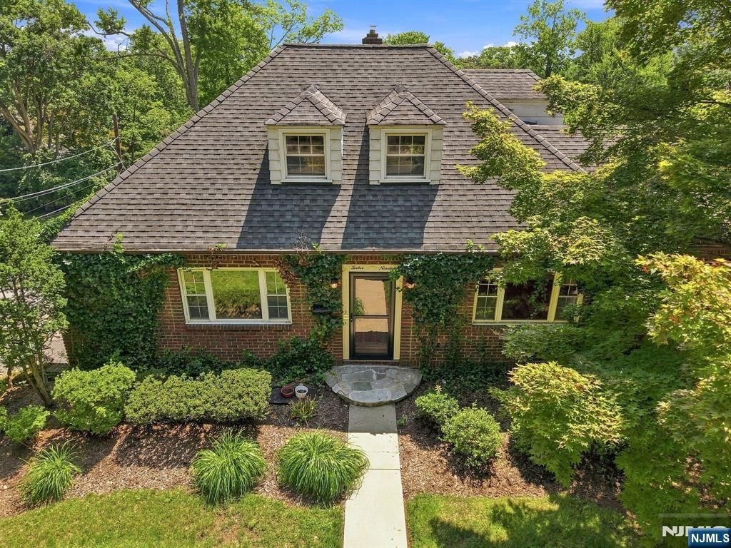 1219 Valley Road, Clifton, NJ 07043