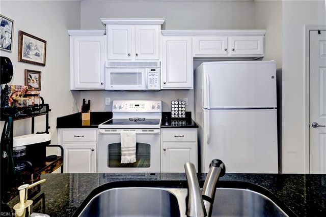 1805 Duntrune GLN, Williamsburg, VA 23188