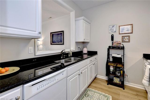1805 Duntrune GLN, Williamsburg, VA 23188