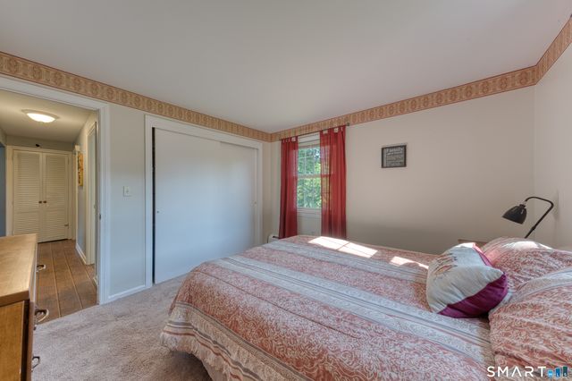 45 Brewster Road B, Glastonbury, CT 06033