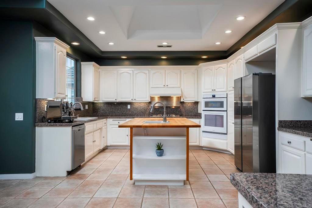 Image 17 of property listing at 3157 VIA VIEJAS OESTE, Alpine, CA 91901