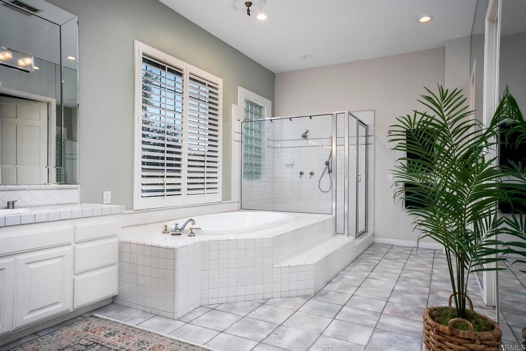 Image 36 of property listing at 3157 VIA VIEJAS OESTE, Alpine, CA 91901
