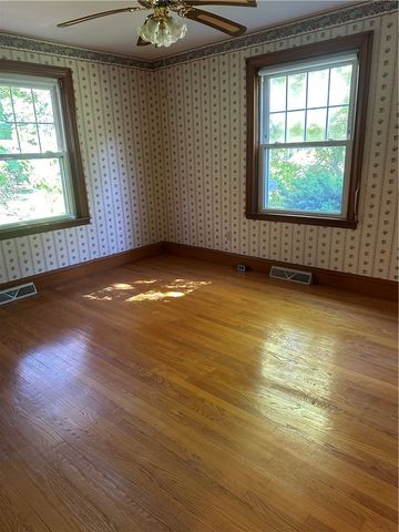 6 CHURCH Street, Smithfield, RI 02828