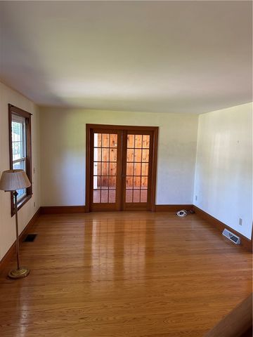 6 CHURCH Street, Smithfield, RI 02828