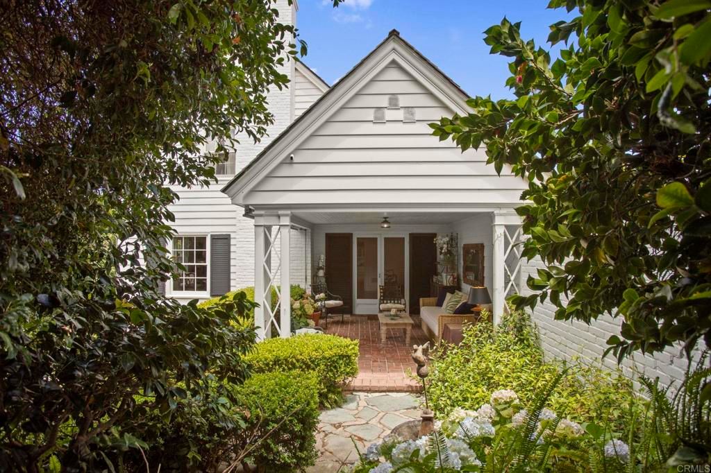 Image 17 of property listing at 7716 Lookout Drive, La Jolla, CA 92037