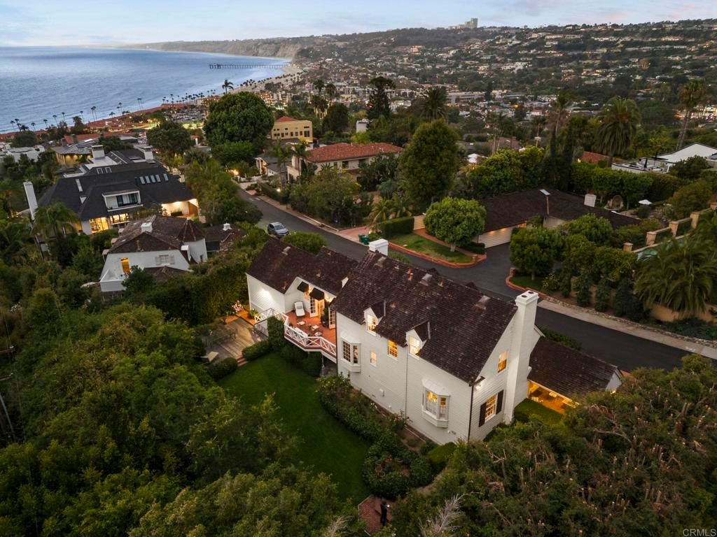 Image 37 of property listing at 7716 Lookout Drive, La Jolla, CA 92037
