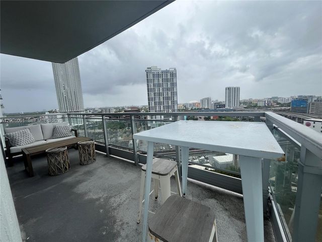 90 SW 3rd St 1705, Miami, FL 33130