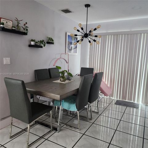 21200 NW 29th Ave, Miami Gardens, FL 33056