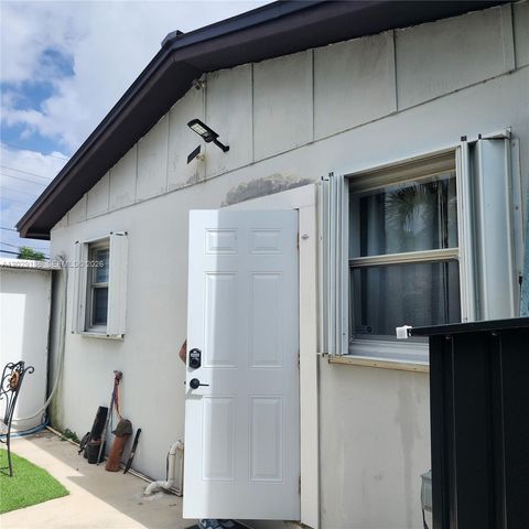 21200 NW 29th Ave, Miami Gardens, FL 33056