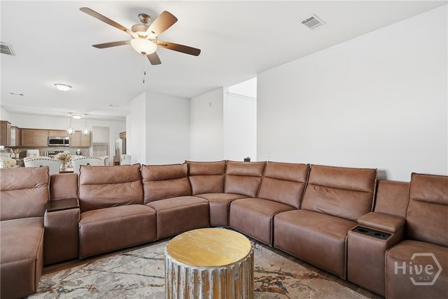 1208 Turpentine Trail, Hinesville, GA 31313