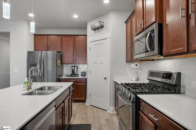 320 Fox Hollow Lane, Pelzer, SC 29669