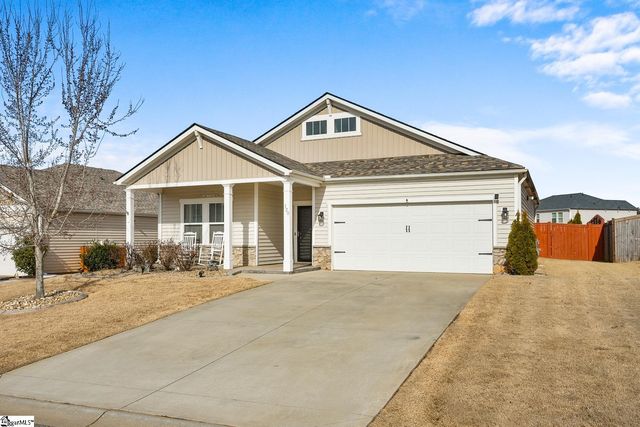 320 Fox Hollow Lane, Pelzer, SC 29669