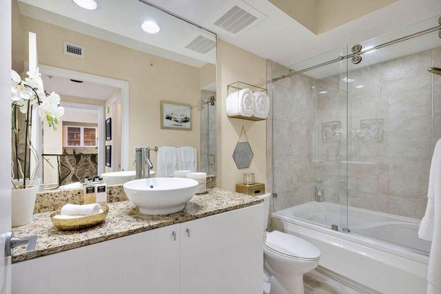 1551 N Flagler Drive 804, West Palm Beach, FL 33401