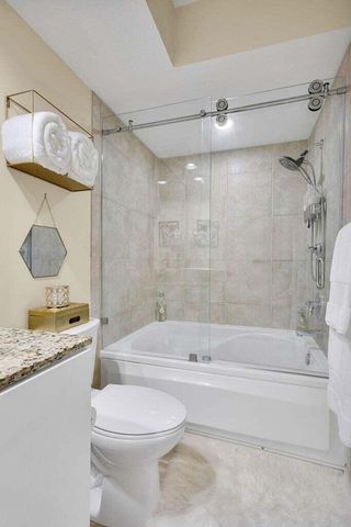 1551 N Flagler Drive 804, West Palm Beach, FL 33401