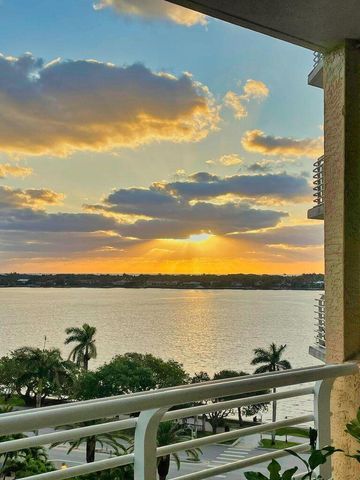 1551 N Flagler Drive 804, West Palm Beach, FL 33401