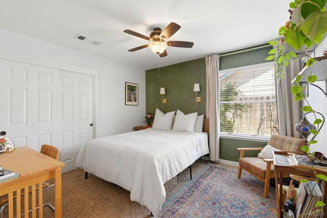 2702 Burl Court, Hanford, CA 93230