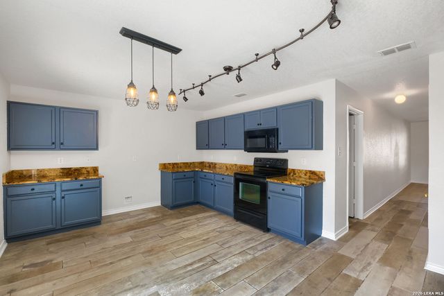 249 Hinge, Cibolo, TX 78108