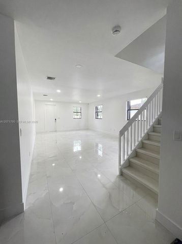 9260 W 35th Lane, Hialeah, FL 33018