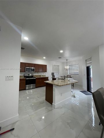 9260 W 35th Lane, Hialeah, FL 33018
