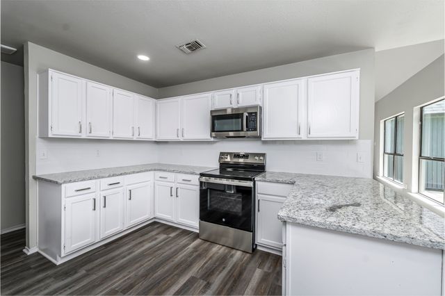 6105 Meadowside Trail, Arlington, TX 76017
