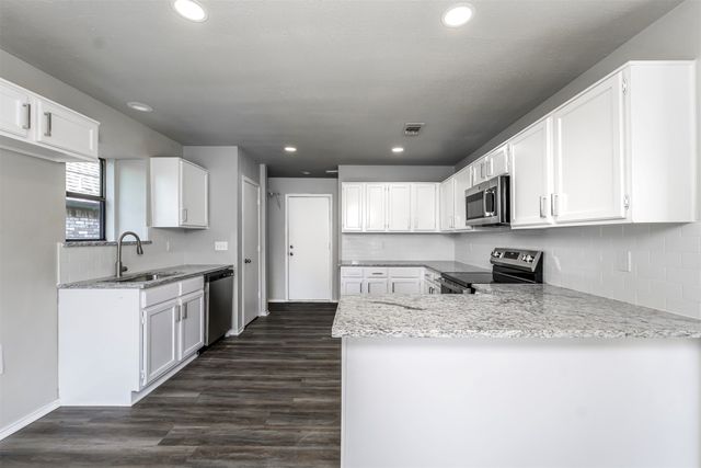 6105 Meadowside Trail, Arlington, TX 76017