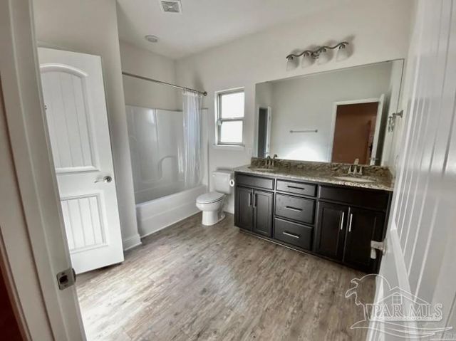 1187 Elliot St, Pensacola, FL 32534