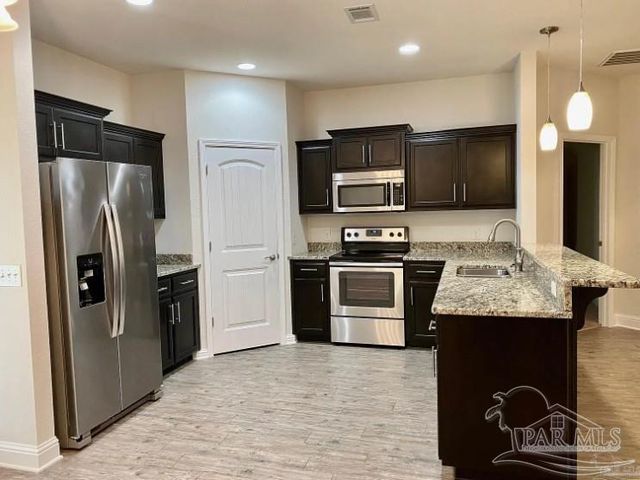 1187 Elliot St, Pensacola, FL 32534