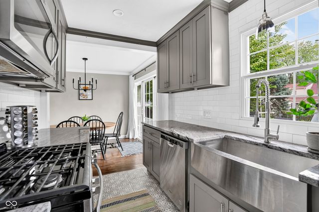 2426 Northview Avenue, Indianapolis, IN 46220