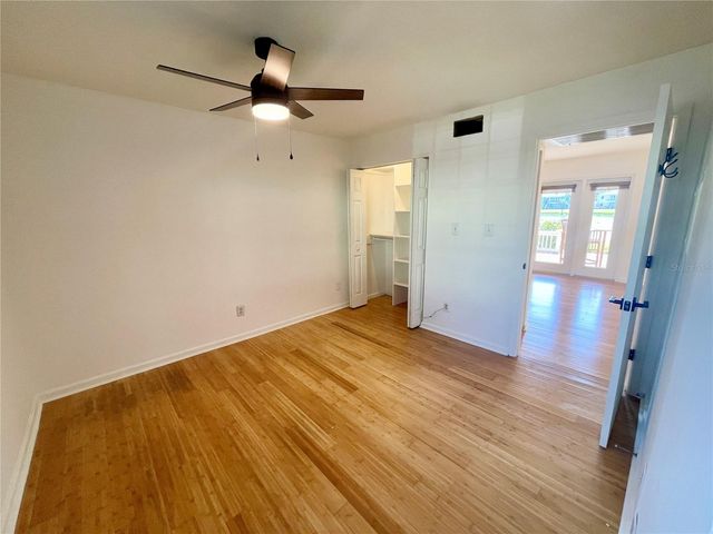 118 POMPANO DRIVE SE B, St Petersburg, FL 33705