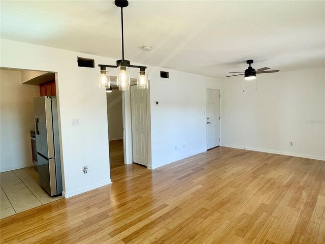 118 POMPANO DRIVE SE B, St Petersburg, FL 33705