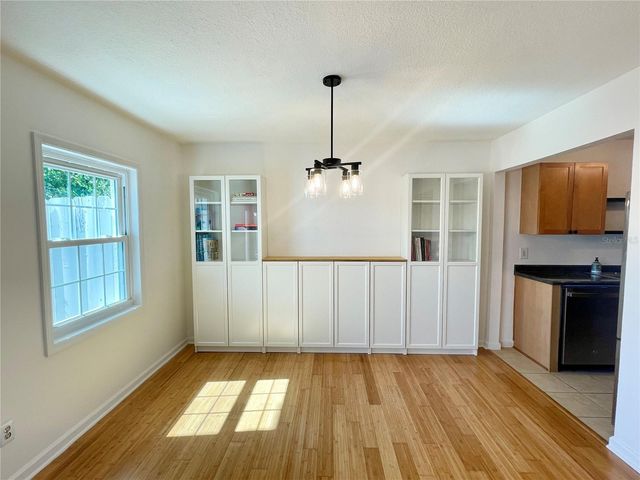 118 POMPANO DRIVE SE B, St Petersburg, FL 33705