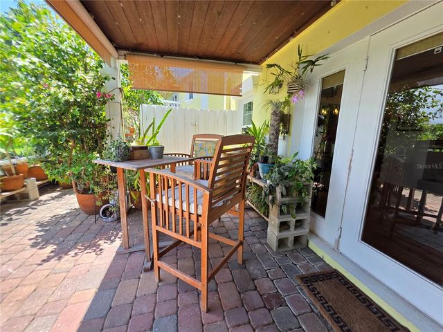 118 POMPANO DRIVE SE B, St Petersburg, FL 33705