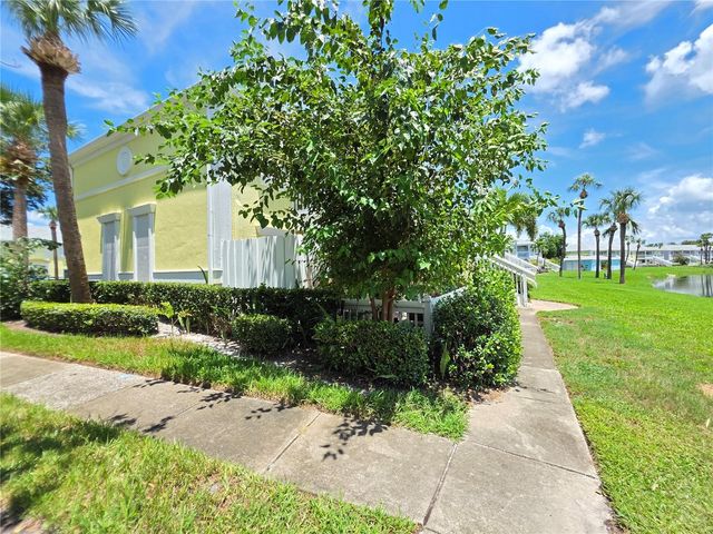 118 POMPANO DRIVE SE B, St Petersburg, FL 33705