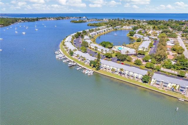 118 POMPANO DRIVE SE B, St Petersburg, FL 33705