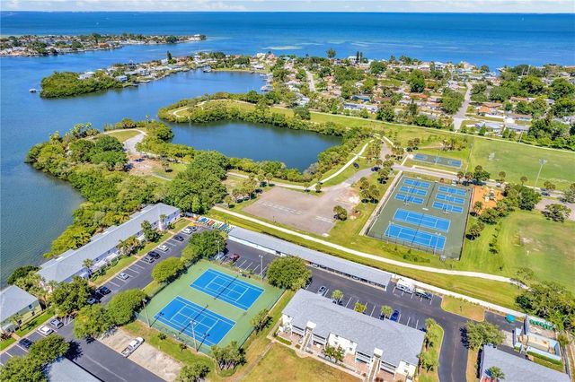 118 POMPANO DRIVE SE B, St Petersburg, FL 33705