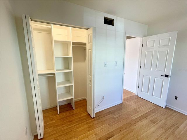 118 POMPANO DRIVE SE B, St Petersburg, FL 33705