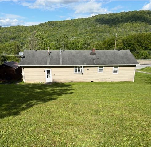 690 South Avenue, Bradford Town, PA 16701