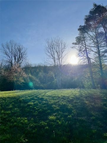 690 South Avenue, Bradford Town, PA 16701