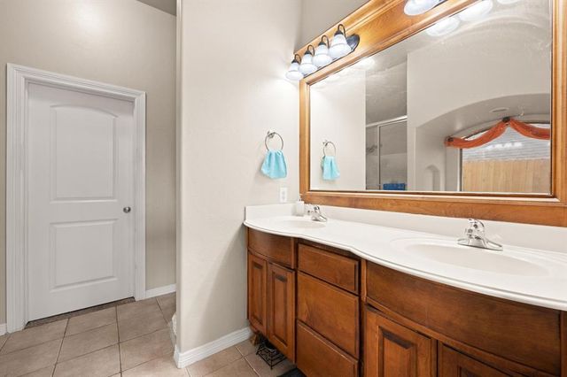 2636 SE 5th Street, Moore, OK 73160