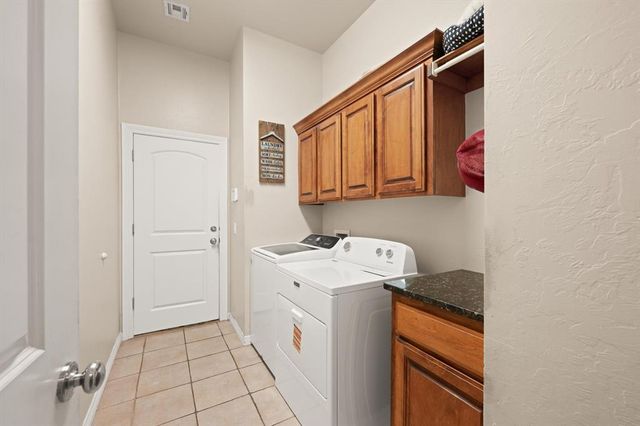 2636 SE 5th Street, Moore, OK 73160