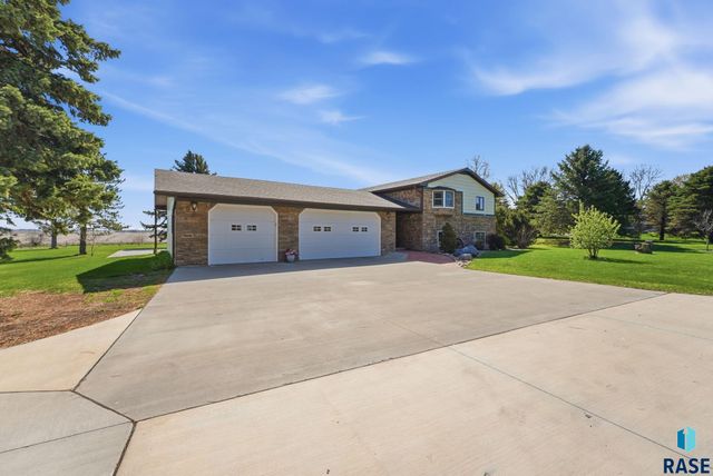26574 466th Ave Avenue, Sioux Falls, SD 57106